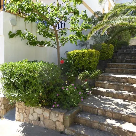More I 1 Drta - Apartamento Con Vistas Al Mar, Barrio Tranquilo Con Jardin. - Hisp-228-504 Apartment