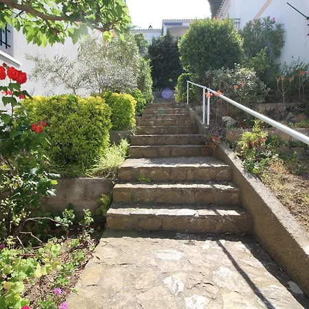More I 1 Drta - Apartamento Con Vistas Al Mar, Barrio Tranquilo Con Jardin. - Hisp-228-504 Llanca